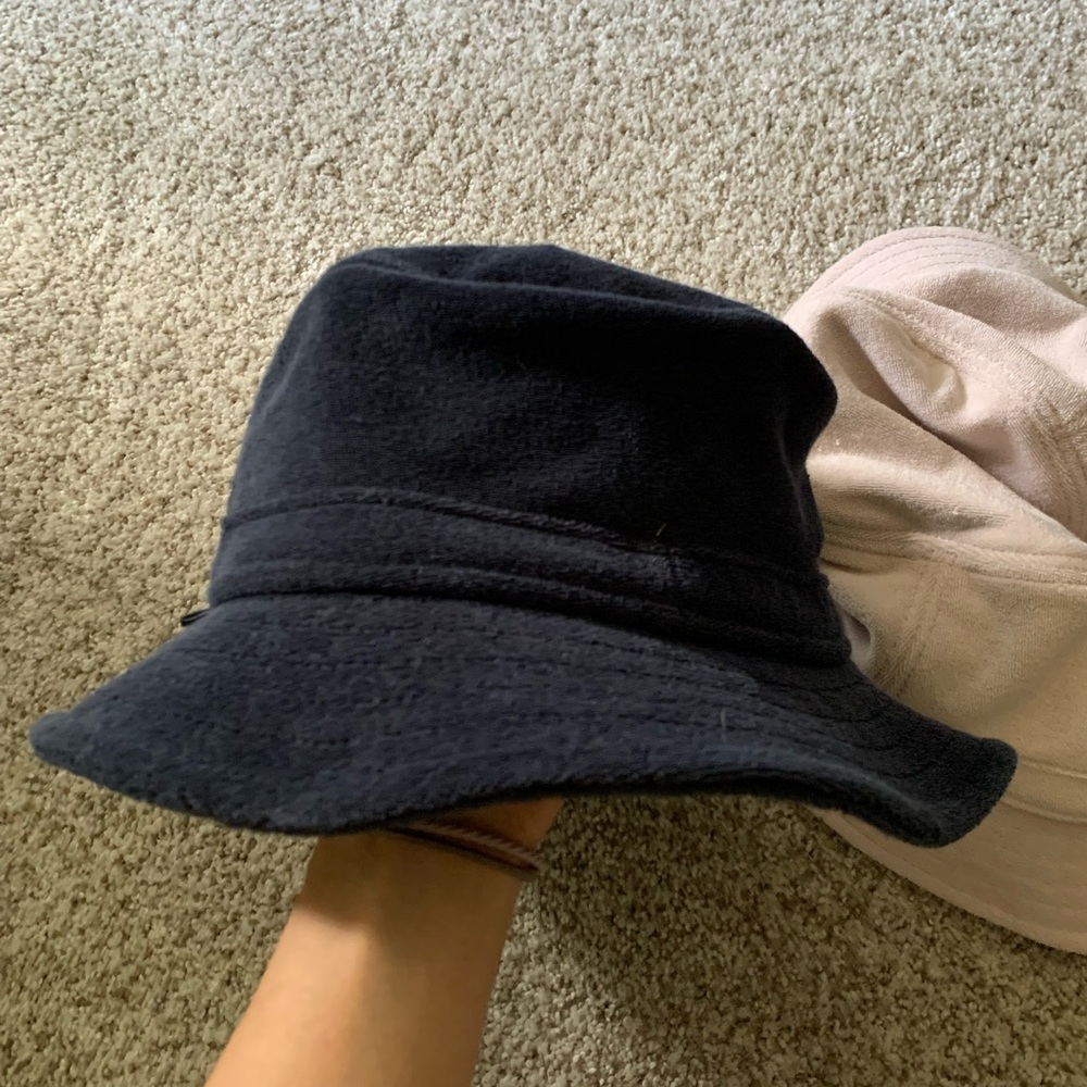 Black Bucket Hat